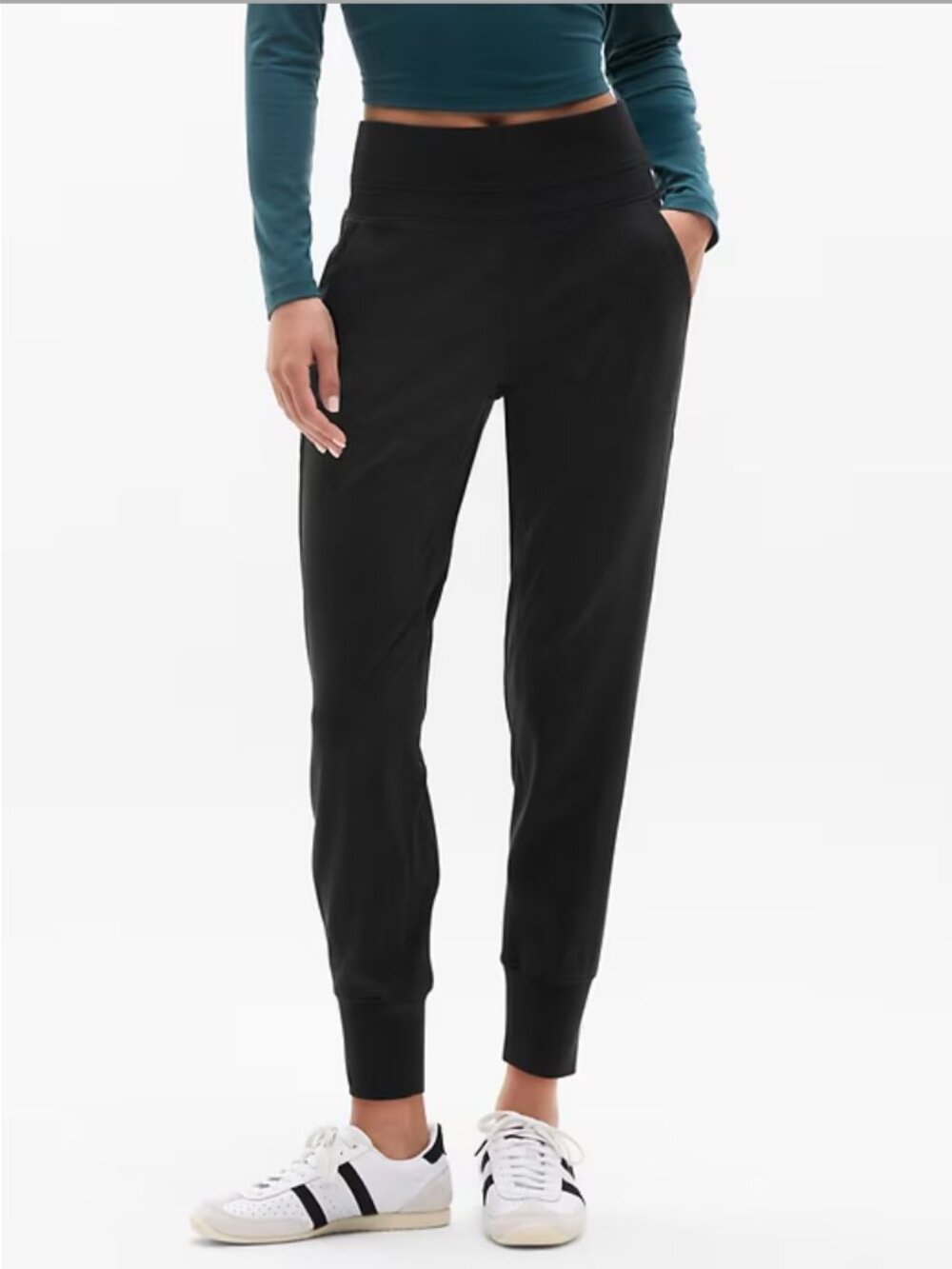Athleta Venice High Rise Jogger in Black – Size M